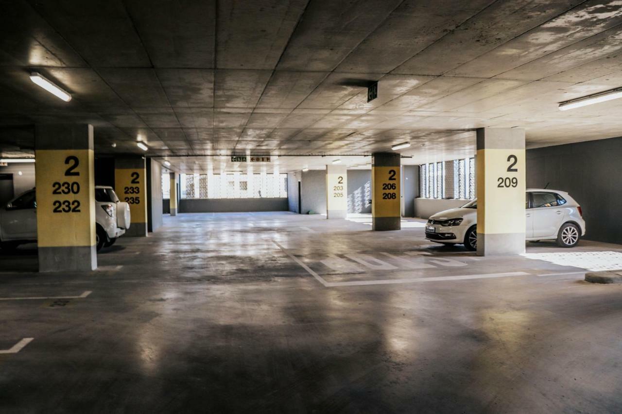 Wex1 - Modern, Iconic, Pool, Gym, Wifi, Secure Parking Apartment Cape Town Bagian luar foto