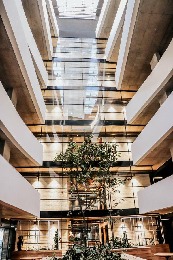 Wex1 - Modern, Iconic, Pool, Gym, Wifi, Secure Parking Apartment Cape Town Bagian luar foto
